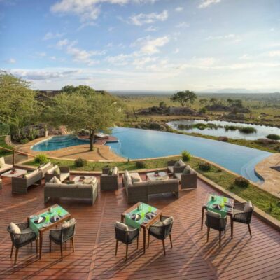 4 season safari lodge